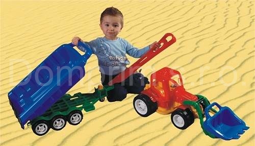 Traktor s radlicí, vyklápěcím vlekem a ojí